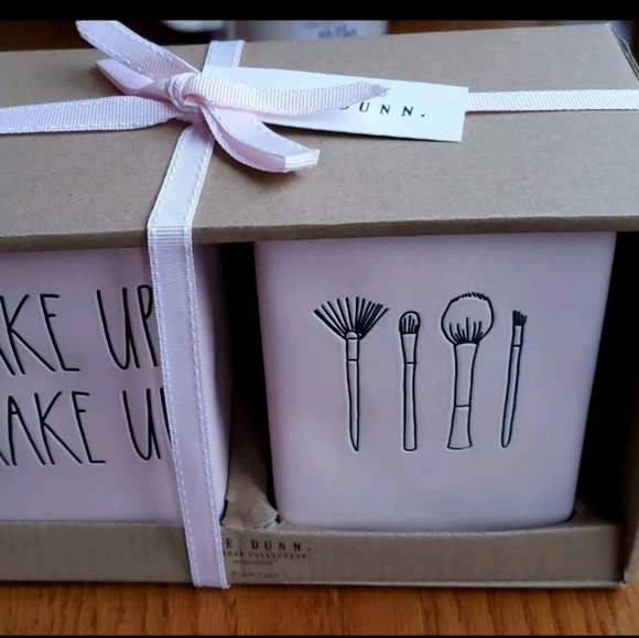 Retired Rae Dunn Blush Pink "WAKE UP MAKE UP" Brush Holder Set. Collectible &HTF - Picture 4 of 8